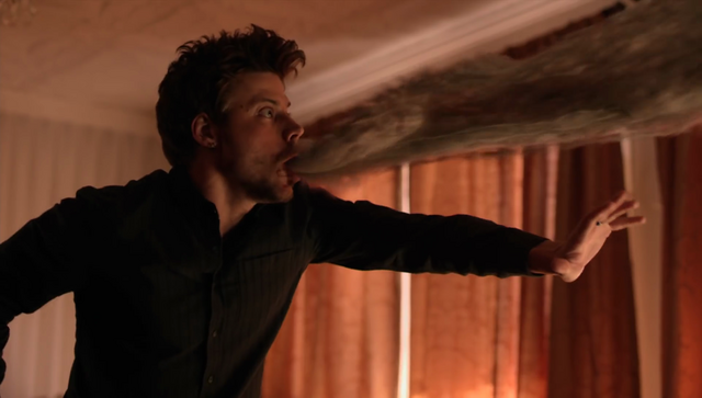 File:Midnight, Texas Screencap Promo 10~Possession.png