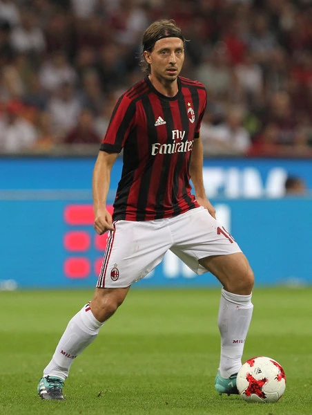 Riccardo Montolivo Milan Wiki Fandom