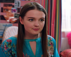 Lauren | Millie Inbetween Wikia | FANDOM powered by Wikia