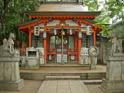 Komainu foxes at an Inari shrine