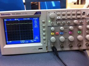 Testing with oscilloscope