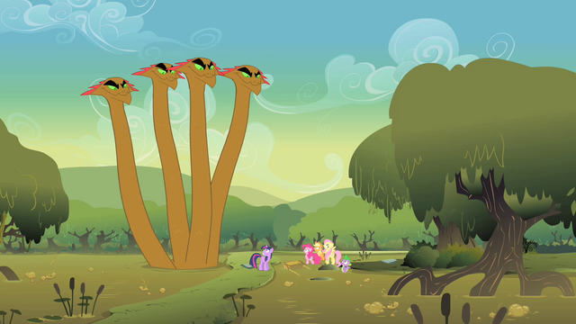 File:Twilight discovers a Hydra behind her S1E15.png