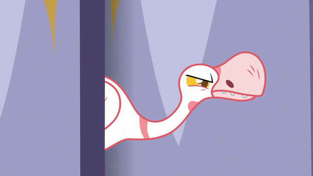 File:Alarm goose senses an intruder S9E17.png