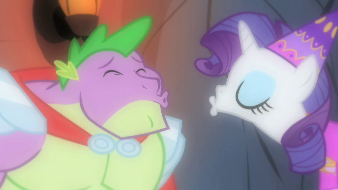 image rarity kissing spike closer s1e19 png my little pony