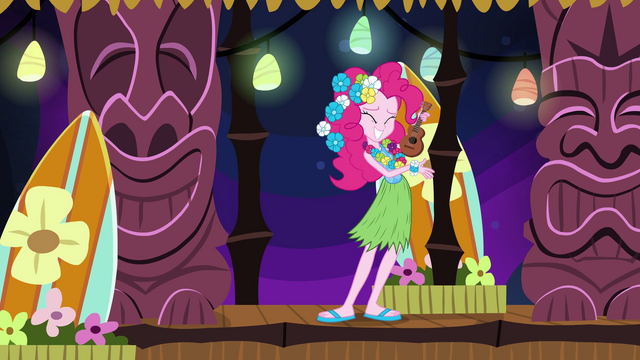 File:Pinkie playing the ukulele EG2.png