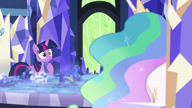 File:Twilight's eyes widen with shock S7E1.png