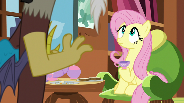 File:Discord being insistent toward Fluttershy S7E12.png