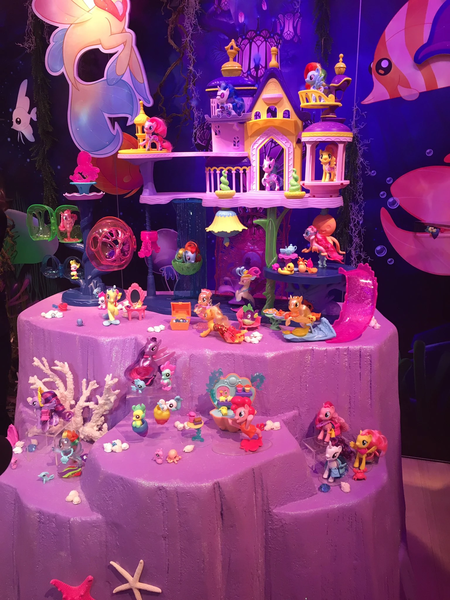 Image - Toy Fair 2017 - Canterlot & Seaquestria Castle 