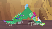 Rainbow tries to fly S2E21