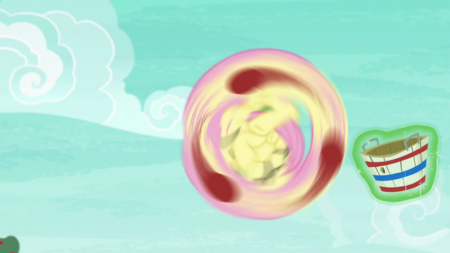 File:Fluttershy's spinning tail catch S6E18.png