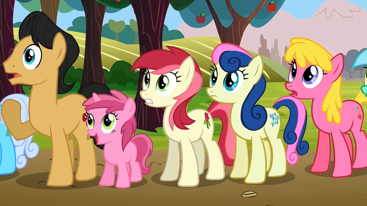 Image Everypony watching2 S02E15.png My Little Pony Friendship is