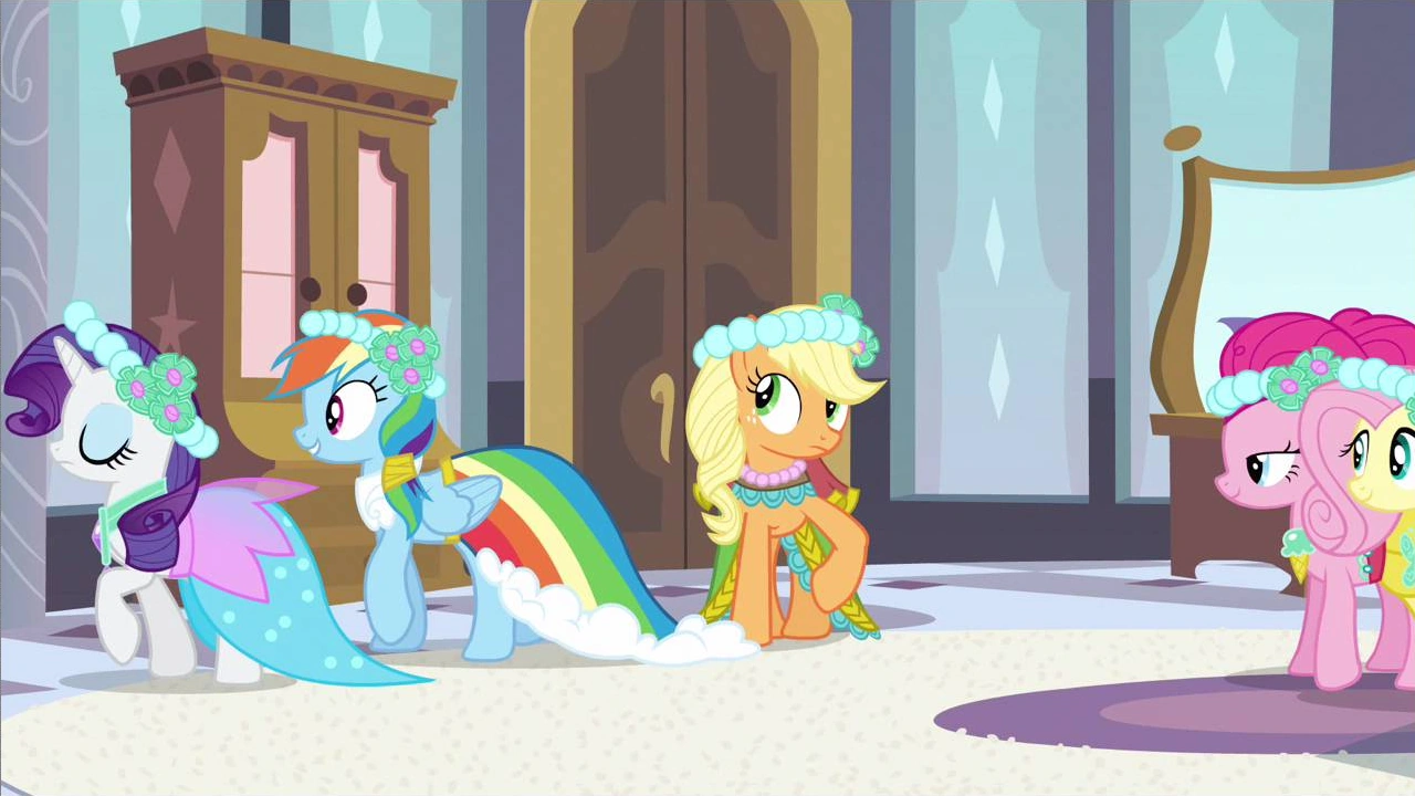 Image - Rarity help Rainbow Dash S2E25.png | My Little Pony Friendship