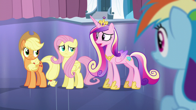 File:Cadance "We don't want to start a panic" S6E2.png