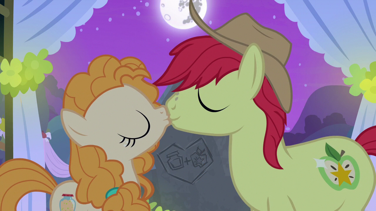 image bright mac and pear butter kissing s7e13 png my little