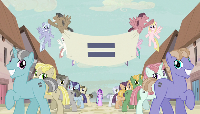 Файл:Creepy smiling ponies with equals sign banner S5E1.png