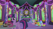 Twilight and Spike in the decorated castle S5E20