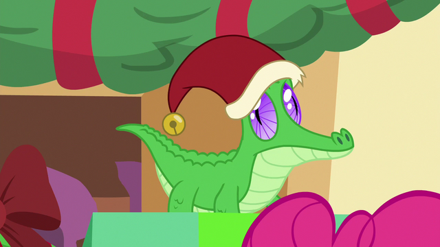 File:Gummy wearing a Santa hat MLPBGE.png