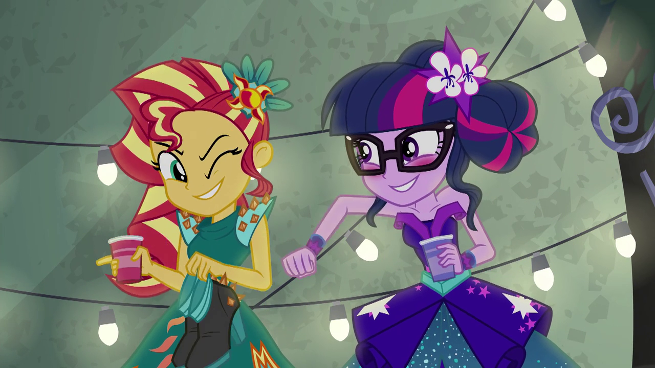 Image Twilight  Sparkle lightly punches Sunset  Shimmer  