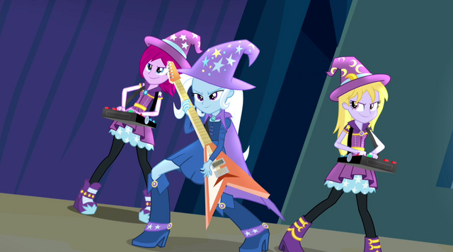 File:Trixie and the Illusions in the second round EG2.png