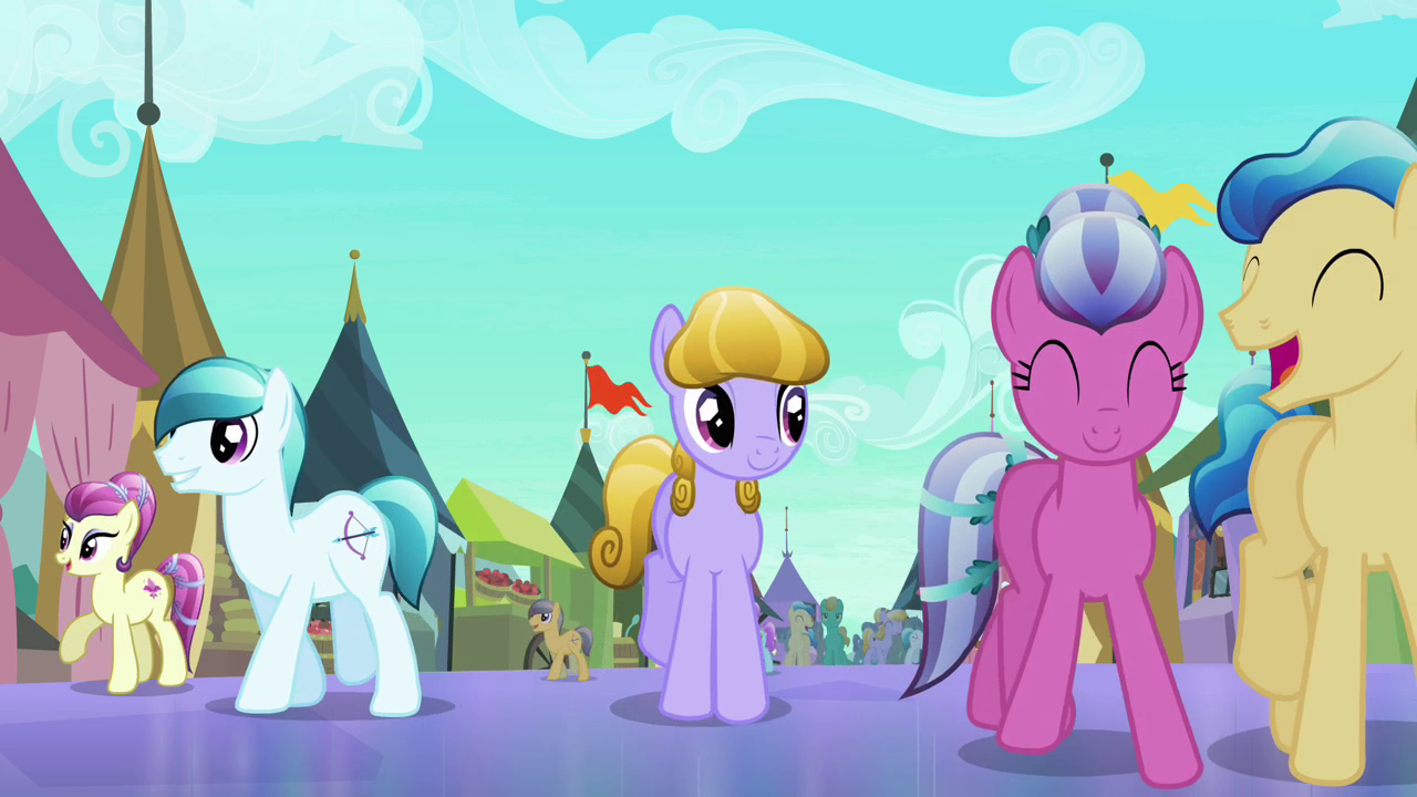 Image - Crystal Ponies having fun at the Faire S3E01.png ...