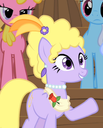 Lyrica Lilac My Little Pony Friendship Is Magic Wiki Fandom