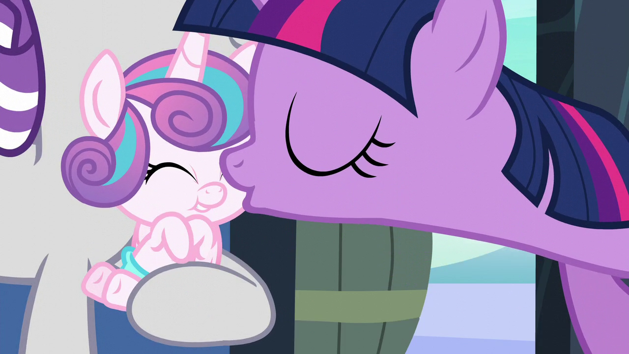image twilight kisses her niece s6e2 png my little pony