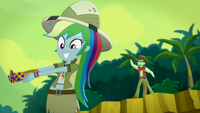 File:Slingshot honking loudly behind Rainbow Dash SS12.png