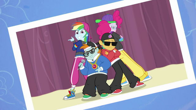 File:Photo of Rainbow Dash and the hip-hop club EGDS4.png