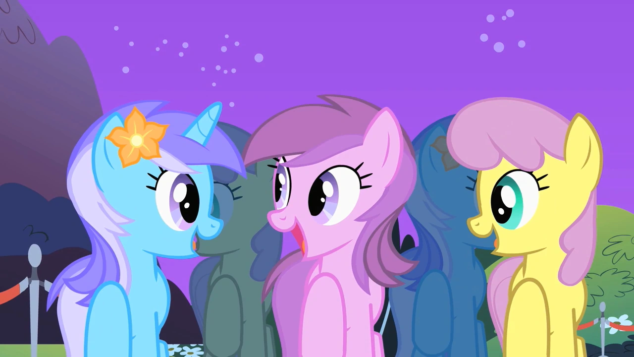 Image - Diamond Mint, Amethyst Star, and Parasol look at 