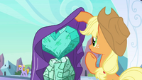 Applejack looking at the heart S3E2