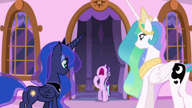 File:Starlight Glimmer yawning S7E10.png