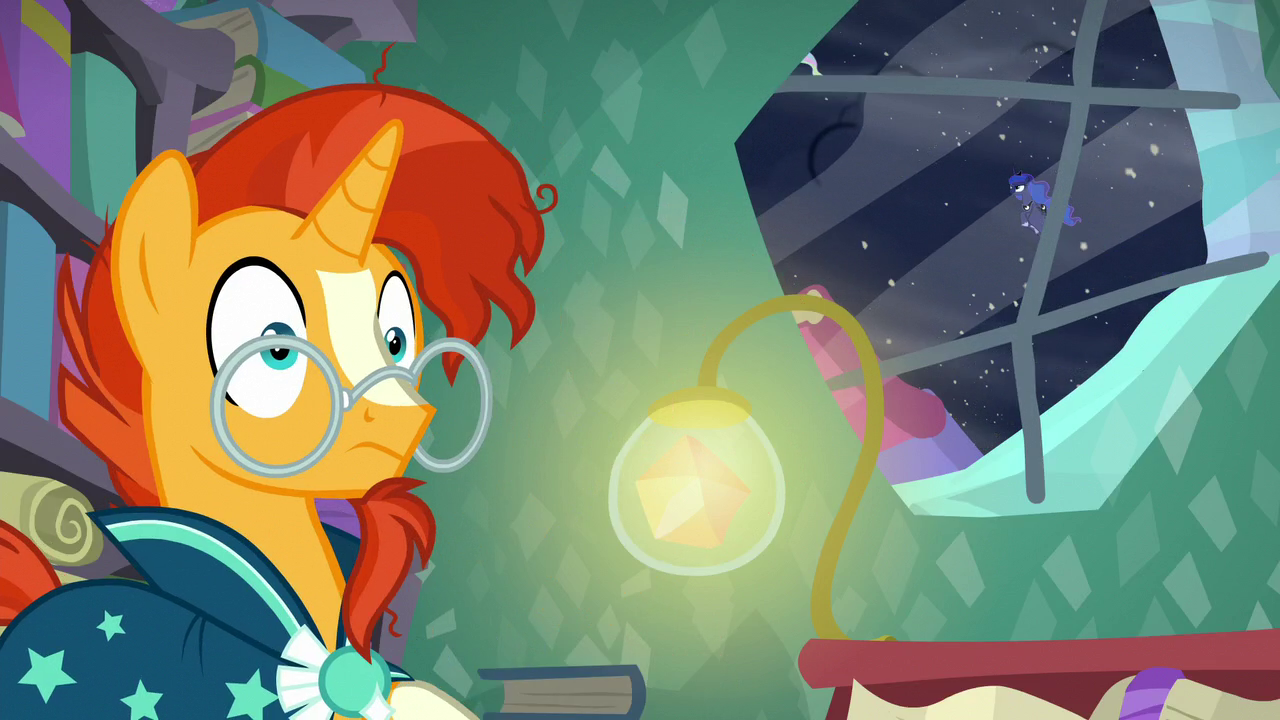 Image - Sunburst shocked; Luna flying in the background 