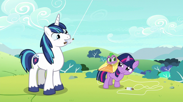 File:Young Twi, Spike, and Shining look amused S9E4.png