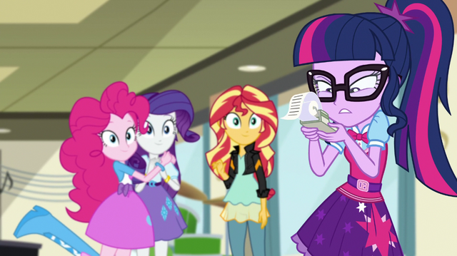 File:Twilight Sparkle using a calculator EGS1.png