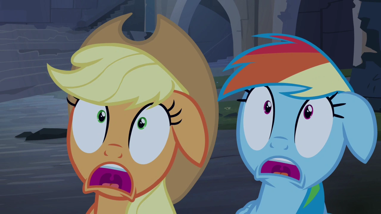 Image - Applejack and Rainbow Dash scared S4E03.png | My Little Pony