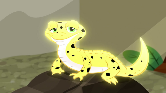 File:Ray looking at Sunset Shimmer SS7.png