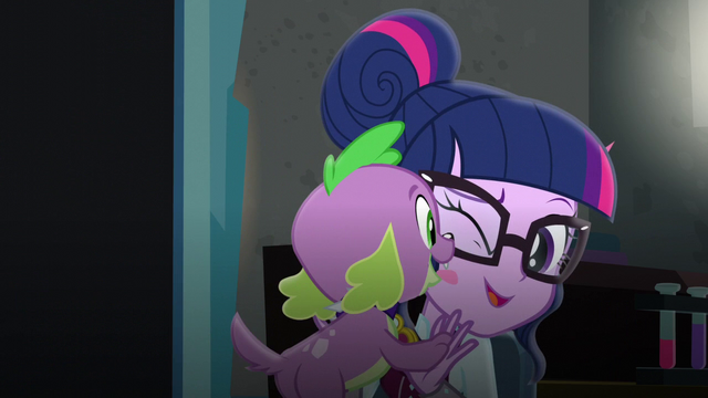 File:Puppy Spike licking Sci-Twi EG3.png