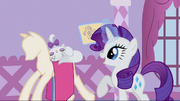 Rarity talking to Opalescence