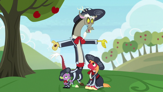 File:Discord, Spike, and Mac as Three Amigos S9E23.png