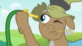573px-Hayseed looking into hose S2E19