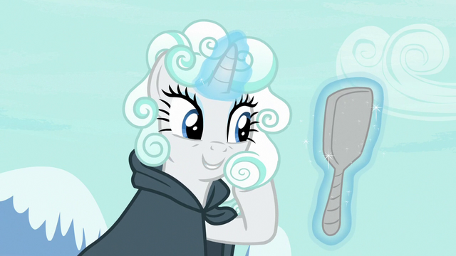 File:Rarity pleased with her cloudy wig S7E19.png