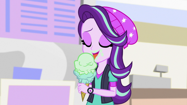 File:Starlight Glimmer continues licking her ice cream EGS3.png