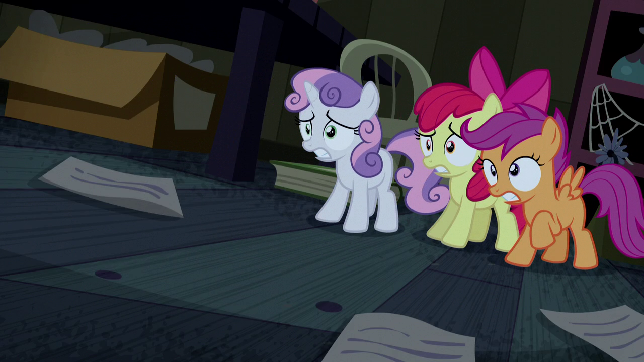 Image Cutie Mark Crusaders cowering in fear S5E6.png My Little Pony