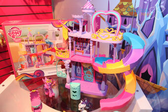 my little pony friendship rainbow kingdom playset