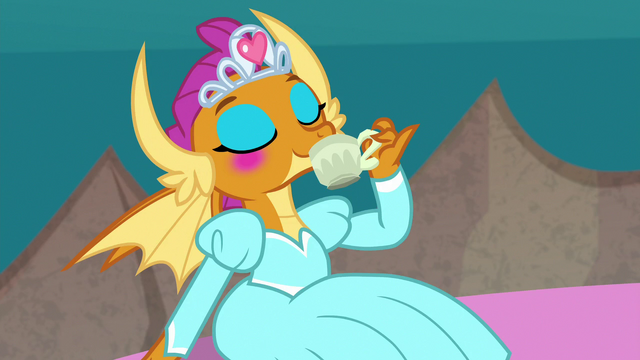 File:Smolder having a one-dragon tea party S9E3.png