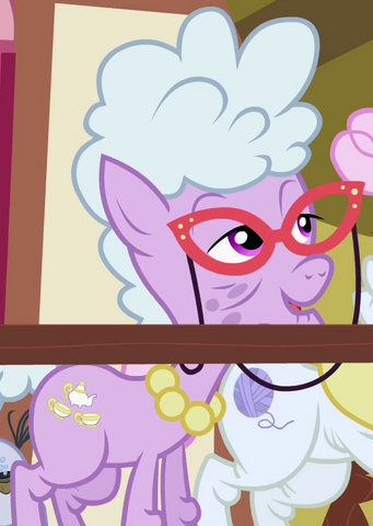 File:Chelsea Porcelain ID S2E8.png