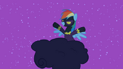 S2E04 Rainbow Dash przebrana za Shadowbolta