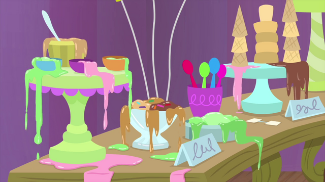 File:Ice cream cones and cups melting MLPS5.png