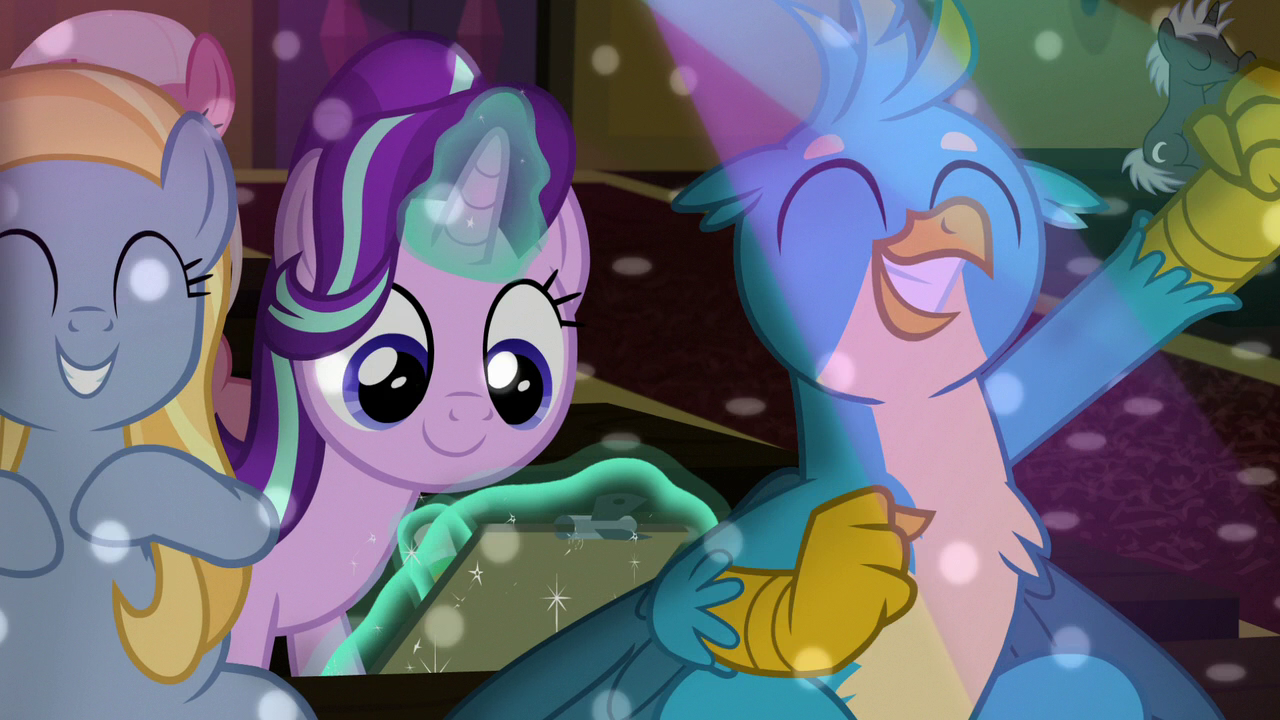 Gallus | My Little Pony Friendship is Magic Wiki | Fandom