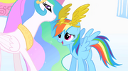 Rainbow Dash is awarded S1E16